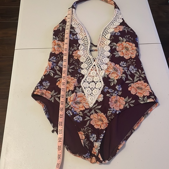 Kona Sol Swim Suit Large - Picture 4 of 11